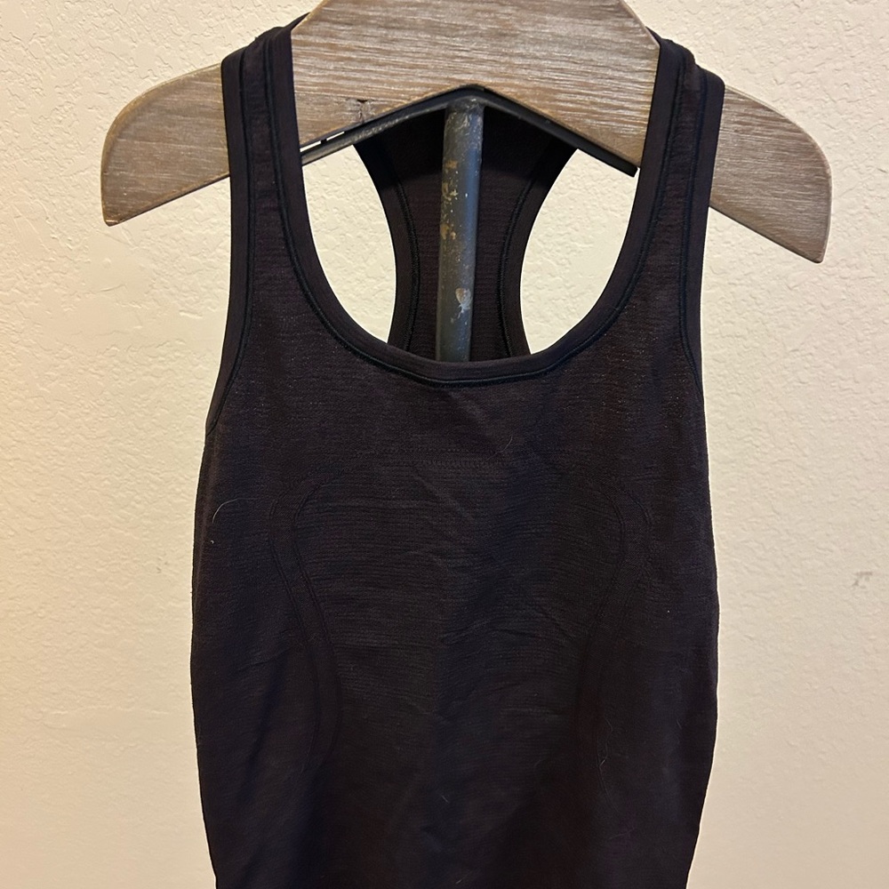Lululemon Athletica Fitted Dark Plum Tank Top